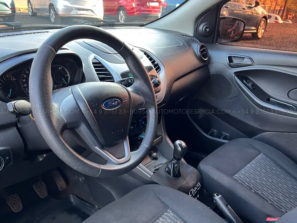 Ford KA S – foto 5 de 8