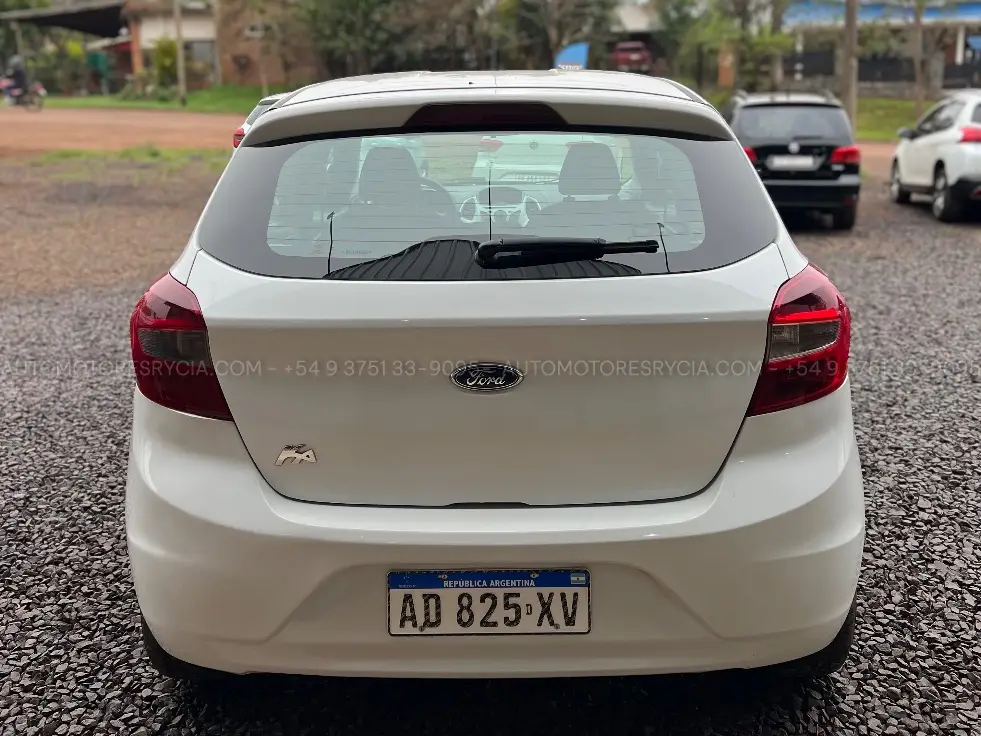 Ford KA SE – foto 4 de 11