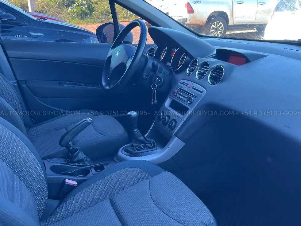 Peugeot 308 Active – foto 8 de 10