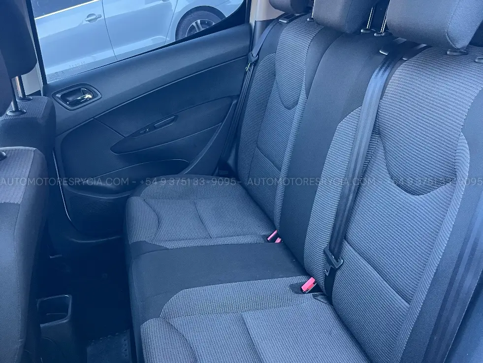 Peugeot 308 Active – foto 10 de 10