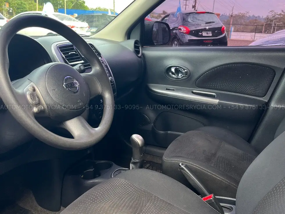 Nissan March Media Tech – foto 6 de 11
