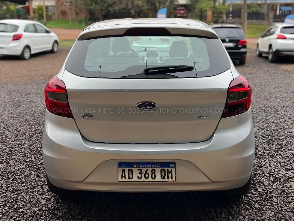 Ford KA SEL – foto 4 de 11