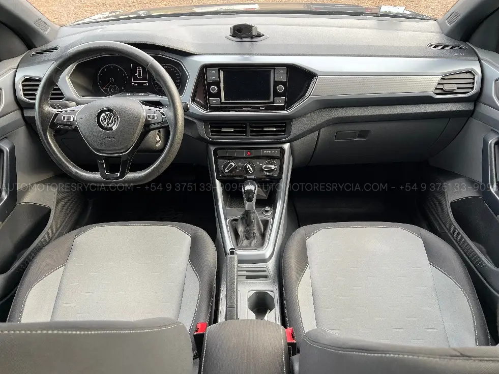 Volkswagen T-Cross – foto 7 de 10