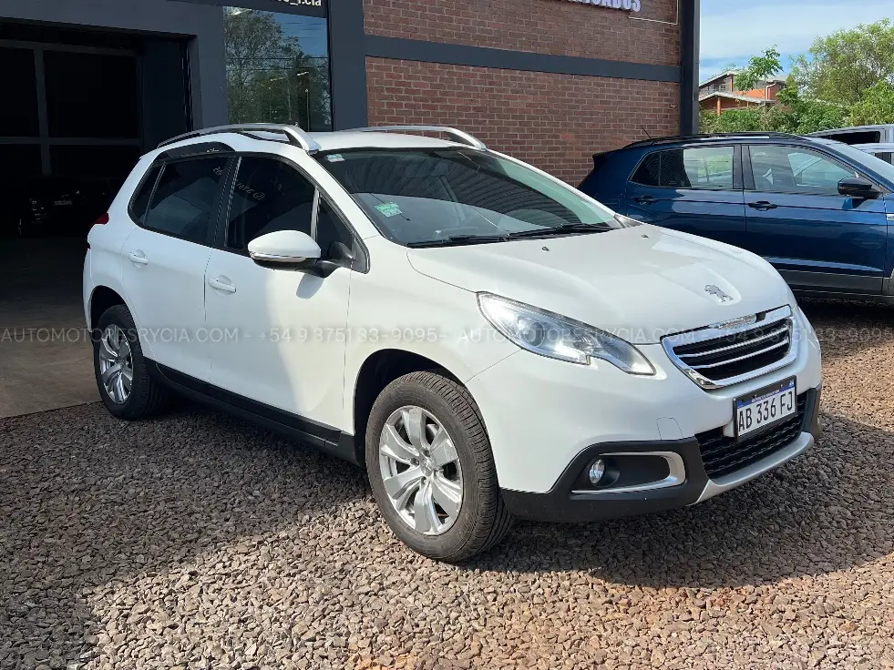Peugeot 2008 Feline – foto 2 de 10