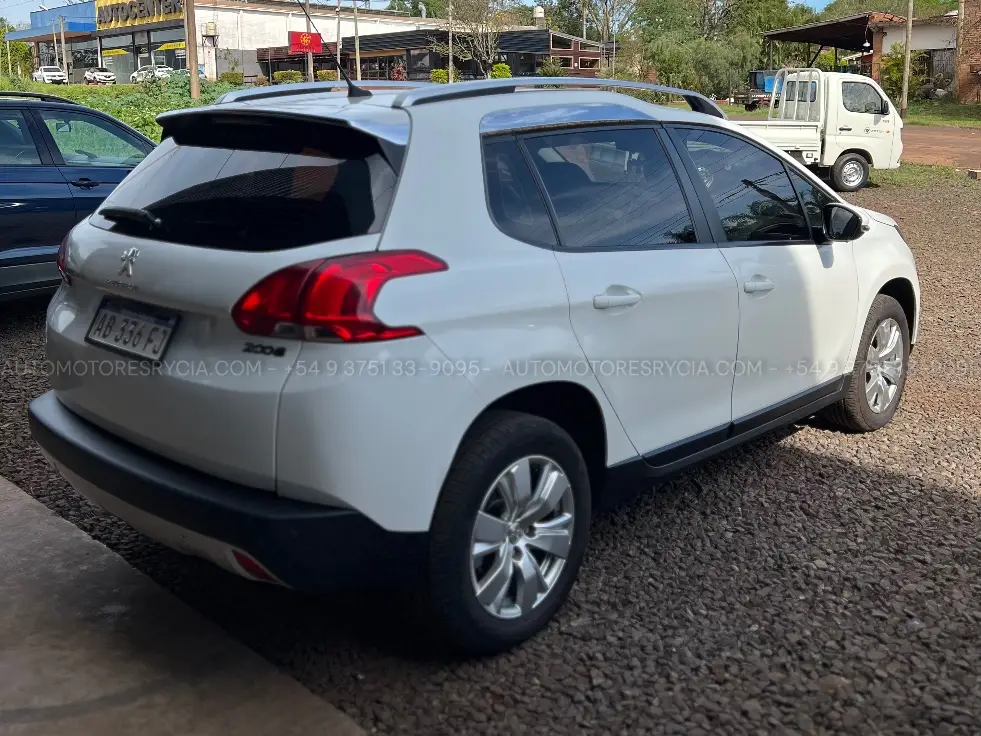 Peugeot 2008 Feline – foto 3 de 10