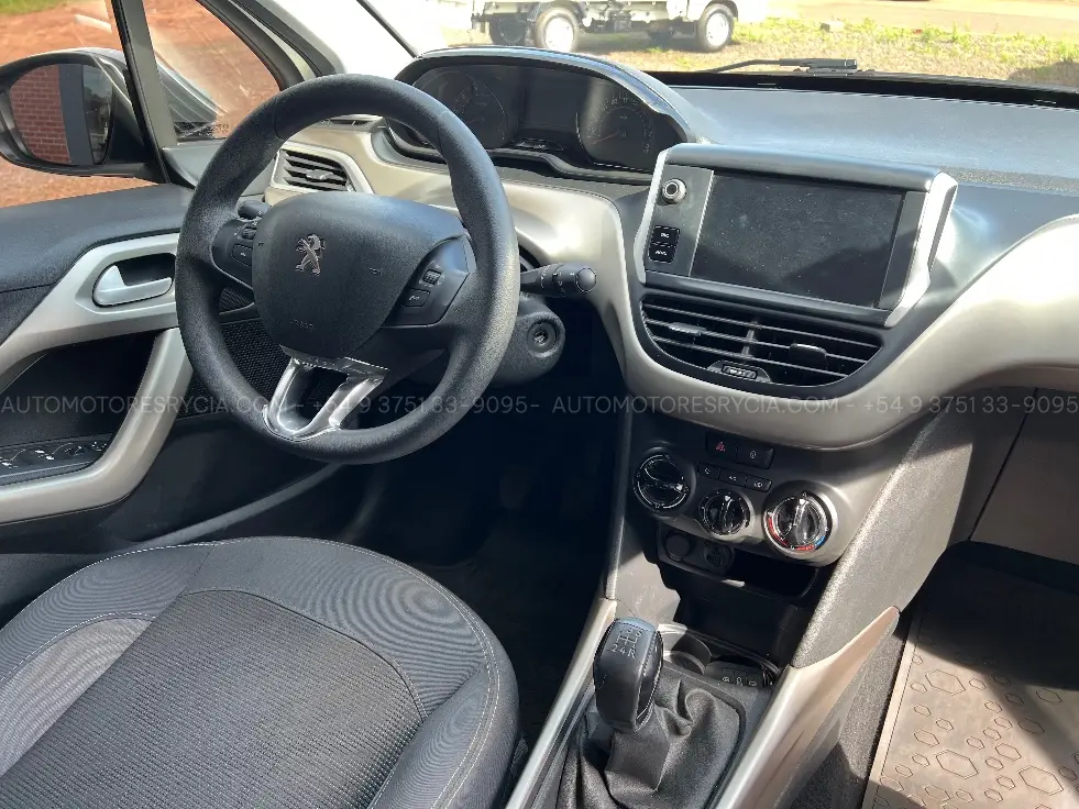 Peugeot 2008 Feline – foto 8 de 10