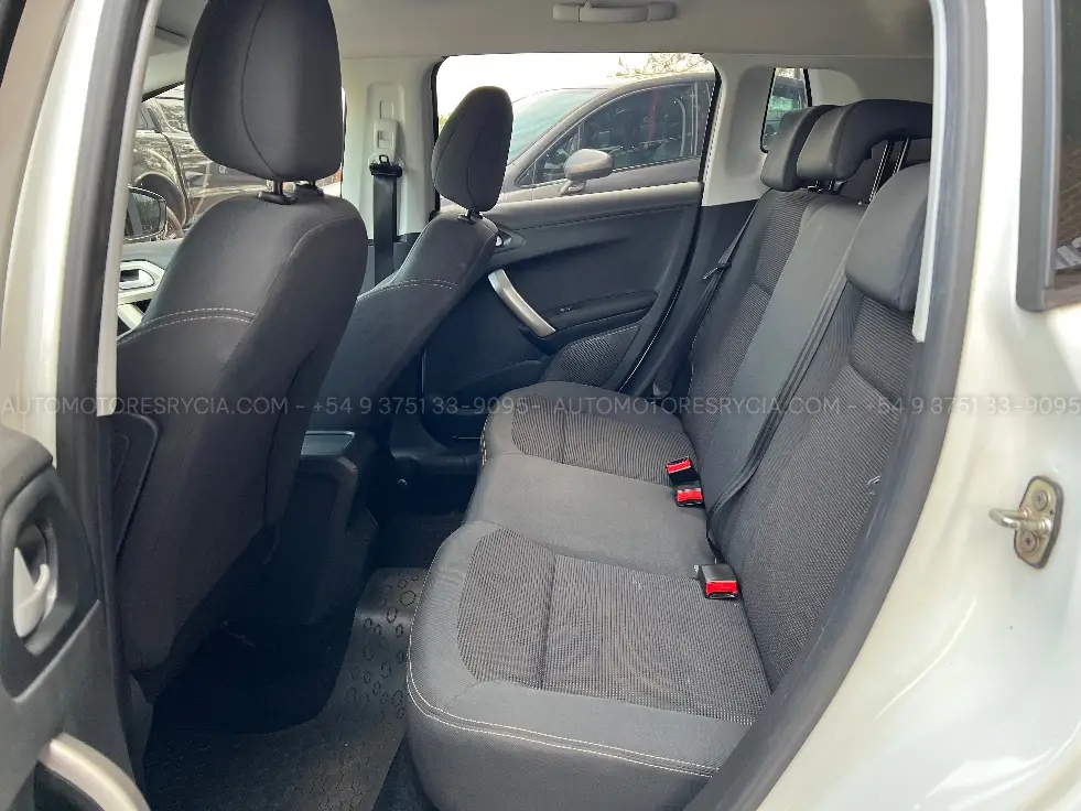 Peugeot 2008 Feline – foto 10 de 10
