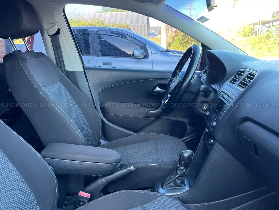 Volkswagen Polo – foto 8 de 10