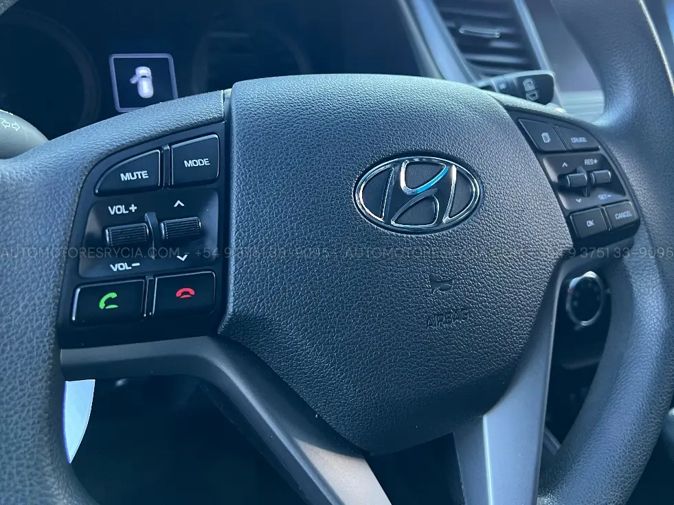 Hyundai Tucson – foto 12 de 14